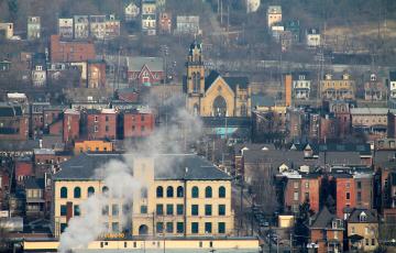 Manchester neighborhood, Pittsburgh photo: flickr.com/jmd41280 (CC BY-ND 2.0) Manchester neighborhood, Pittsburgh photo: flickr.com/jmd41280 (CC BY-ND 2.0)